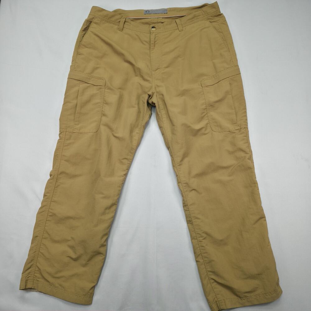 REI Mens Cargo Hiking Pants Khaki Straight Leg Utility Outdoor Size 40x30